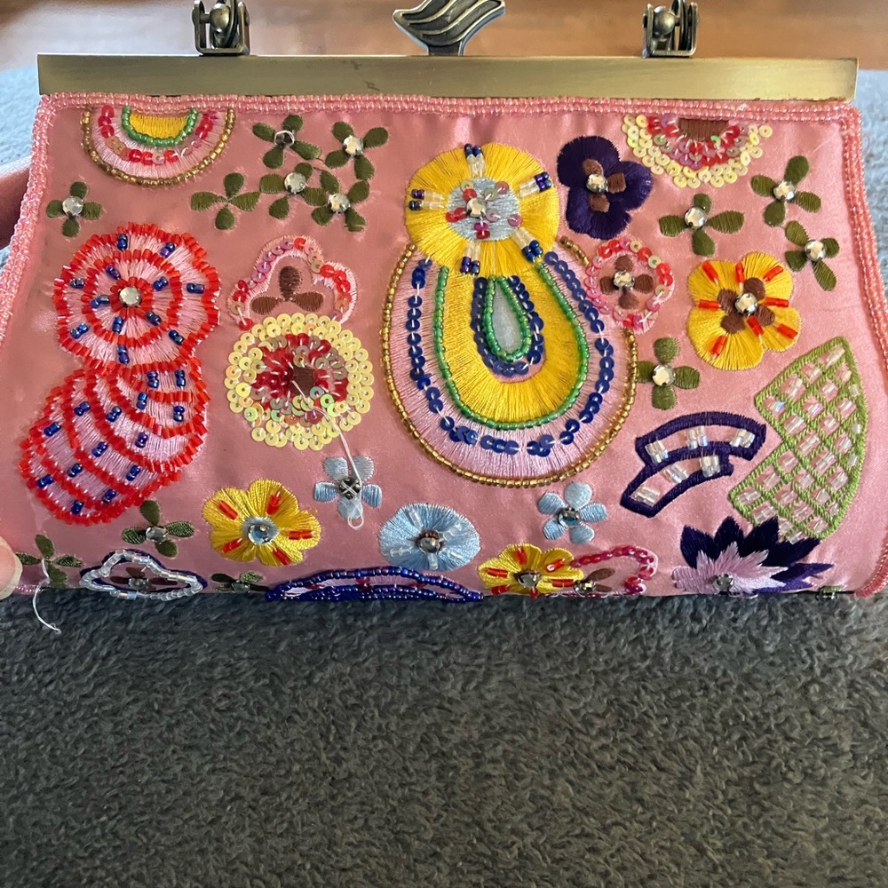 🐞Embroidered Pink Clutch
